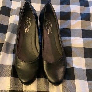 Black comfy heels, worn once